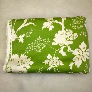 FABRIC Waverly 100% Cotton Veranda Vines light Upholstery fabric